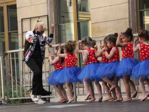 Éveil danse<br><span class="ts"> Petite enfance</span>